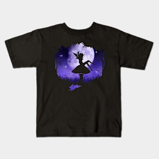 fairy in the moonlight Kids T-Shirt